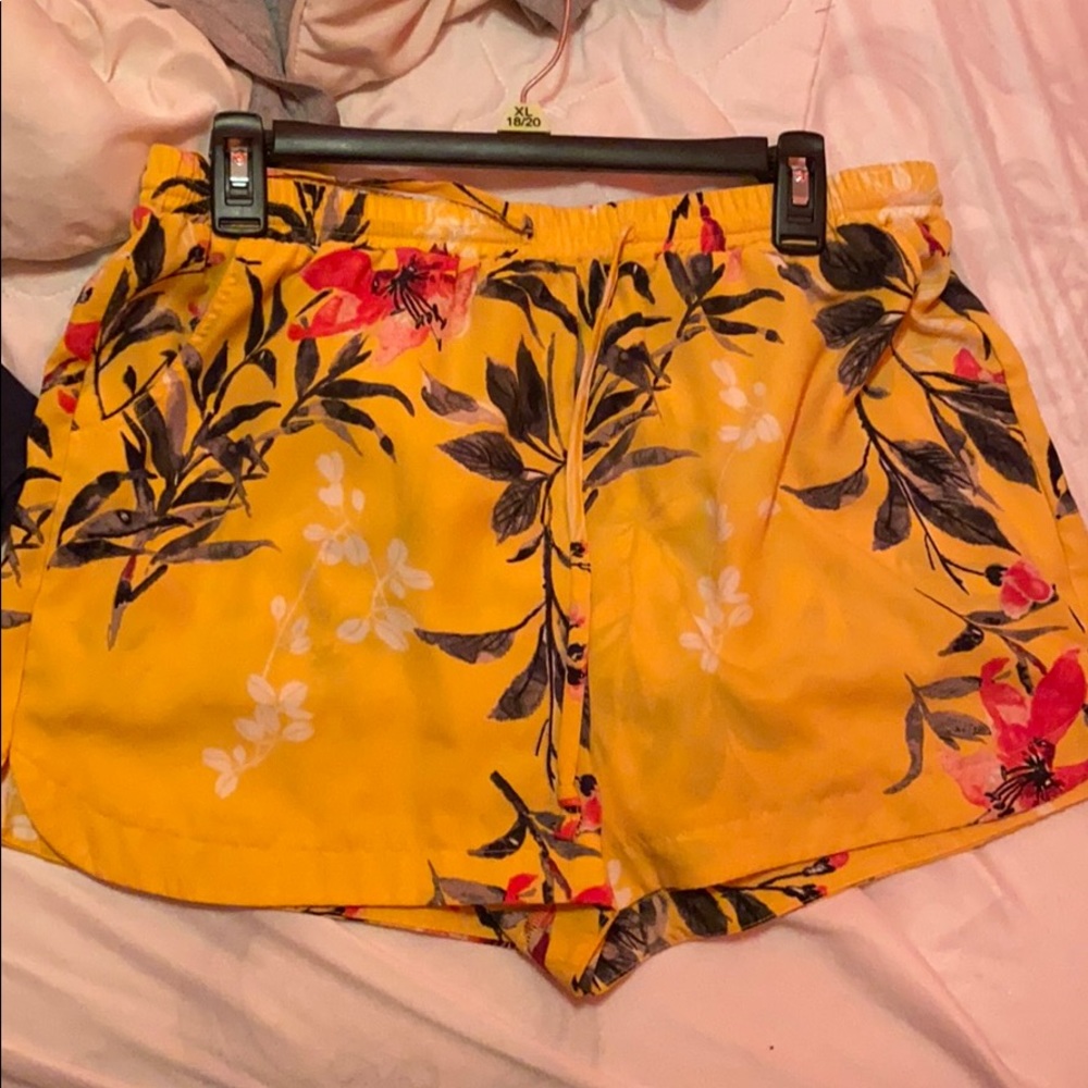shorts !!